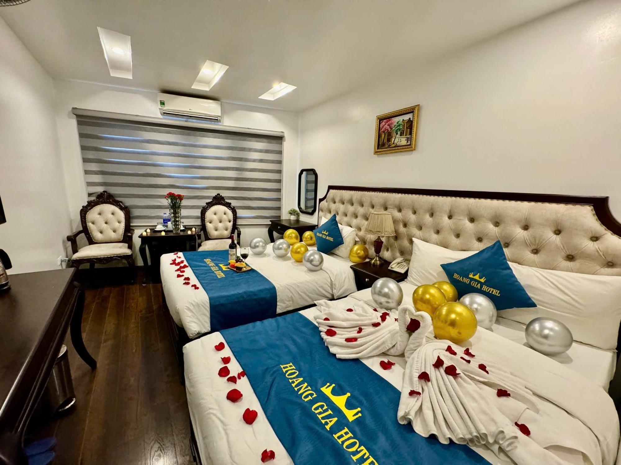 Hoang Gia Hotel Nhan Hoa Hanoi Exterior photo