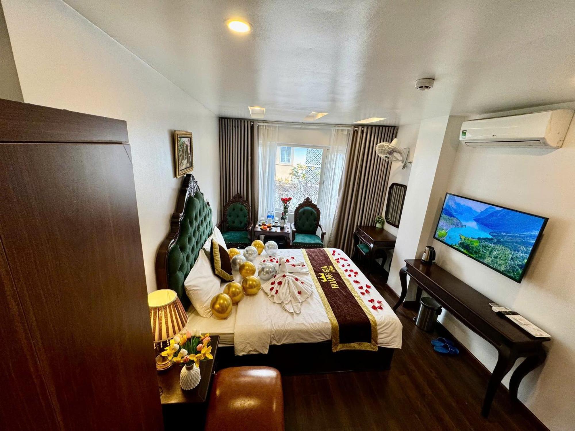 Hoang Gia Hotel Nhan Hoa Hanoi Exterior photo